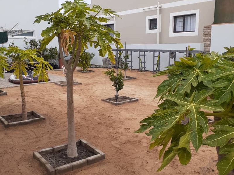 MODERN WELL-MAINTAINED HOUSE WITH FLAT FOR SALE IN HENTIES BAY - NAMIBIA - Photo 6