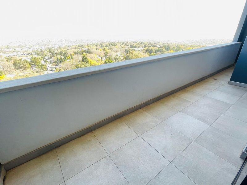 2 Bed Unfurnished Apartment for Rent in Illovo - Photo 10
