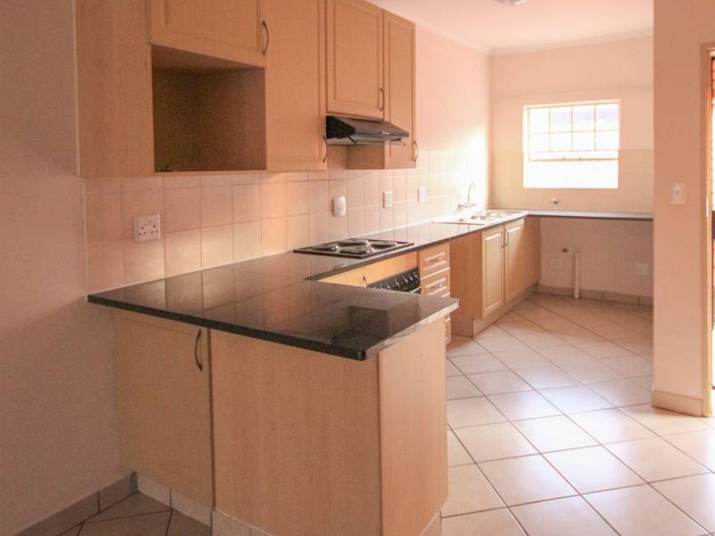 Immediately Available – Load-Shedding Free Area! - Photo 2