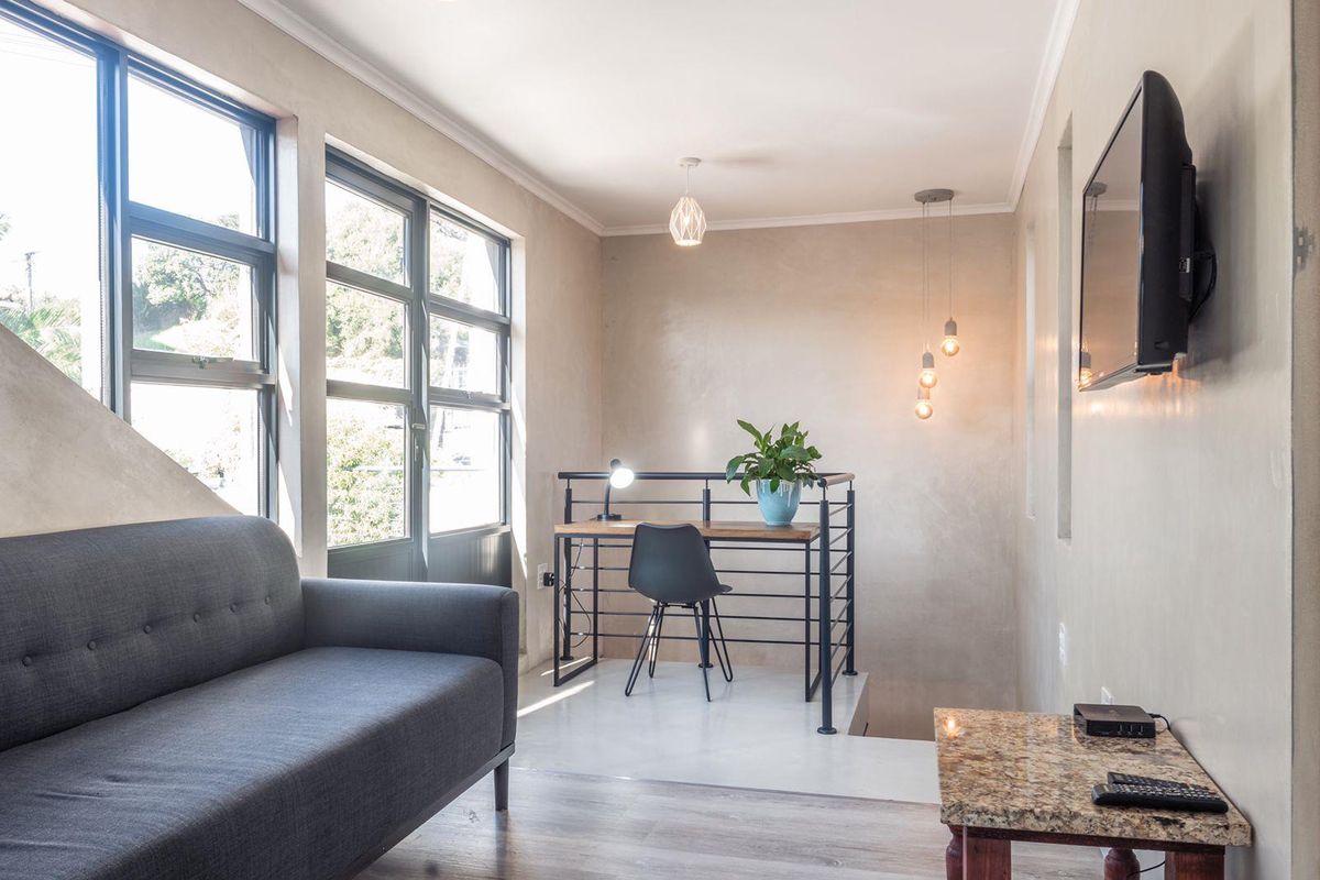 Modern Renovated Duplex in Green Point - Photo 5