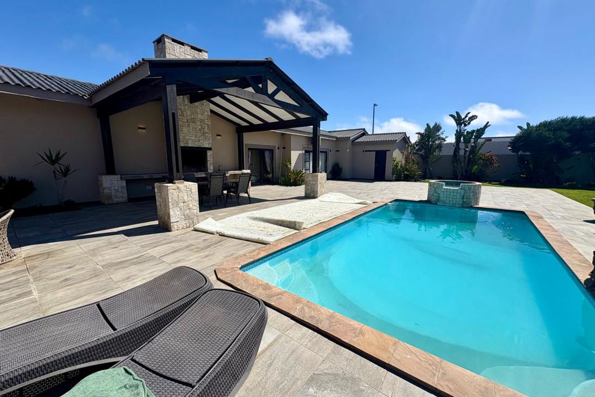 3 Bedrooms House To Rent in Meersig - Photo 2