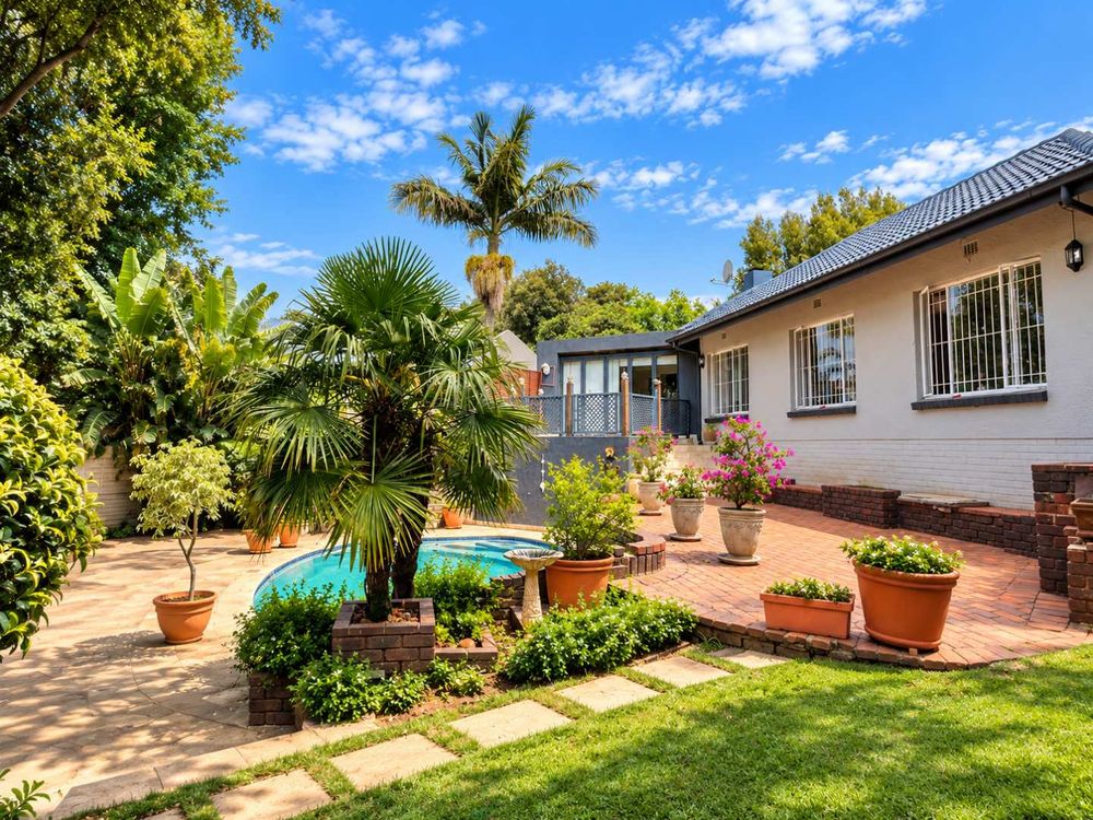 Pool & Braai 