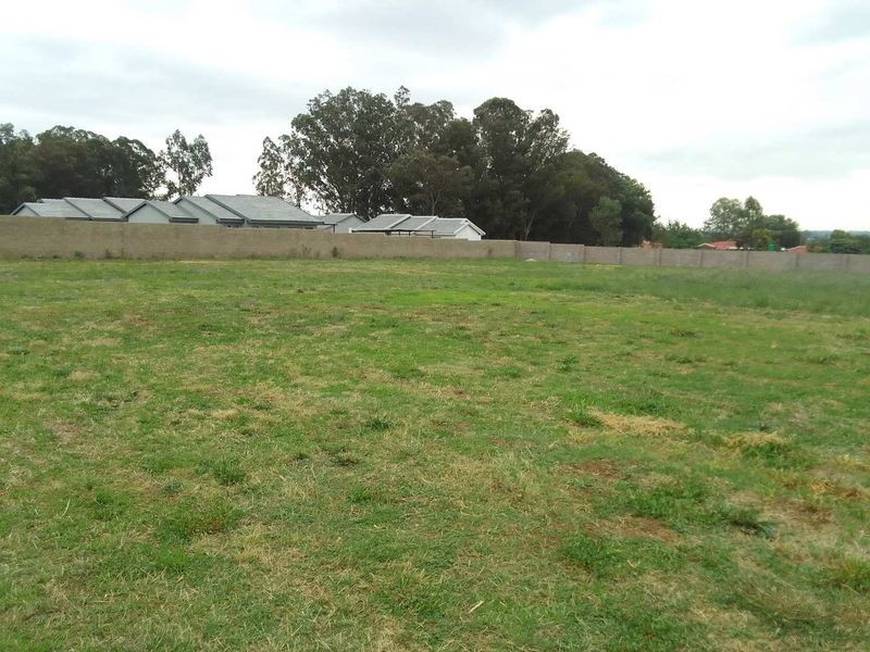 Land available for sub division - Photo 4