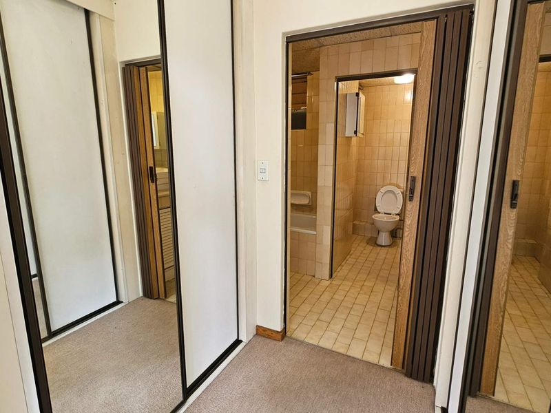 Spacious 1-Bedroom Flat in Exclusive 50+ Community - Photo 10