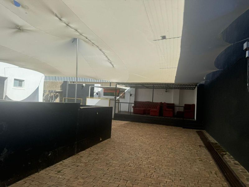 PRIME PROPERTY FOR SALE - LAFRENZ - Photo 5