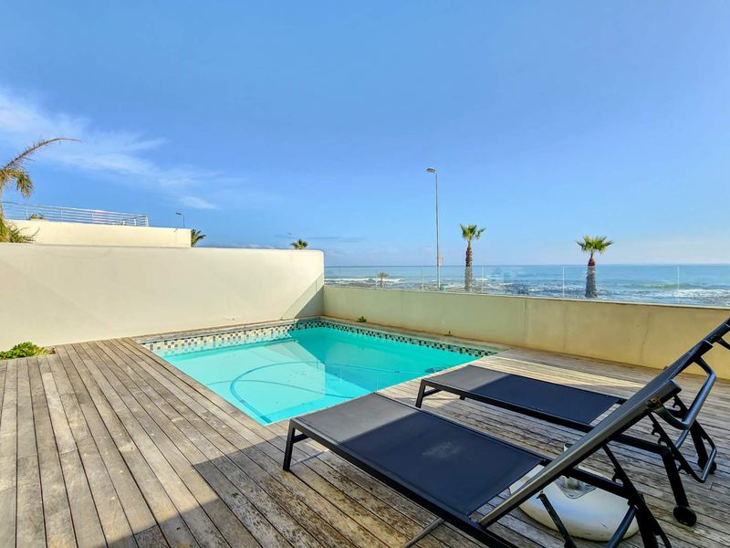 Mouille Point’s Secret Escape - Photo 5