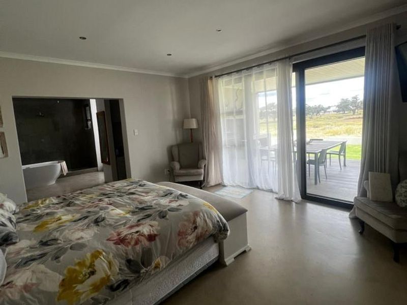Modern and bright 3 Bedroom house Omeya Golf Estate - Photo 10