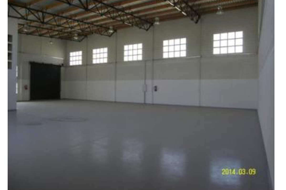 FOR SALE- INDUSTRIAL BUILDING IN THE SWAKOPMUND INDUSTRIAL AREA, NAMIBIA - Photo 3