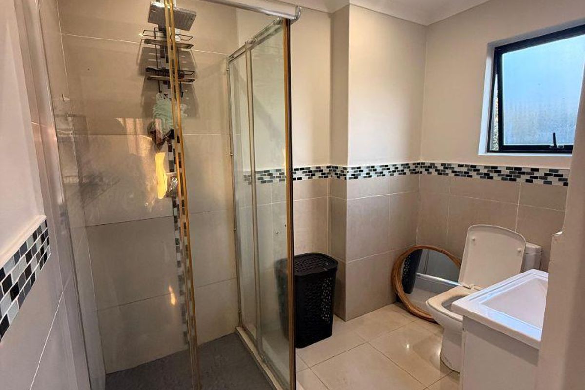 House for Rental in Palm Lakes Estate - Photo 5
