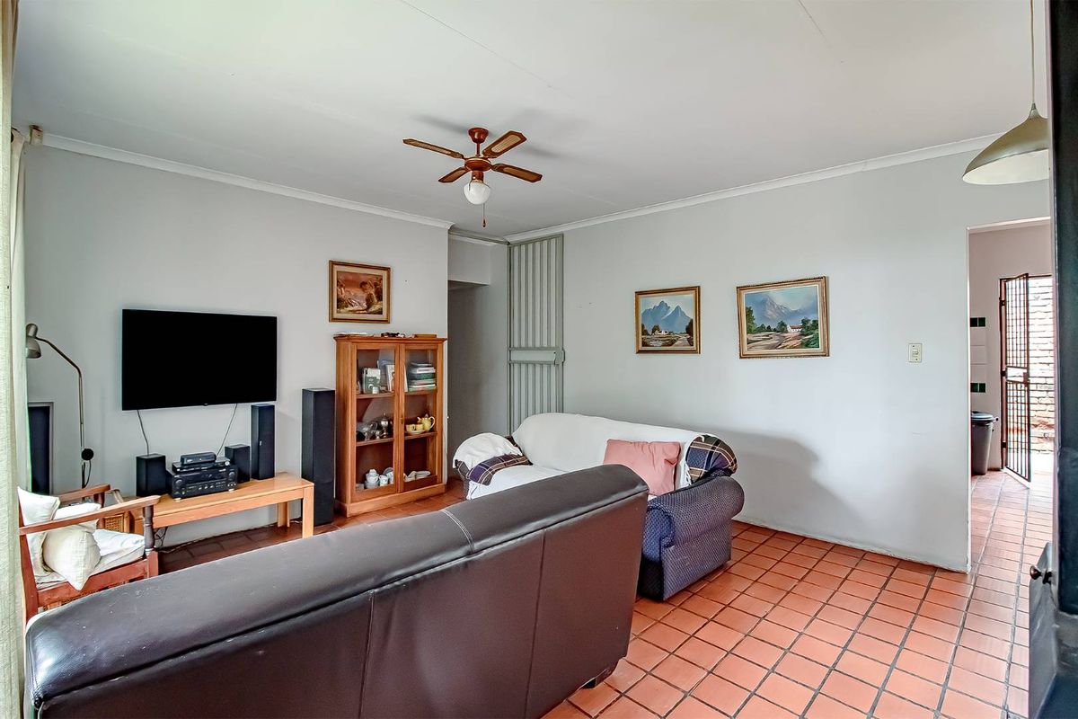 Elevated Living with Views, Versatility & a Prime Address - Photo 5