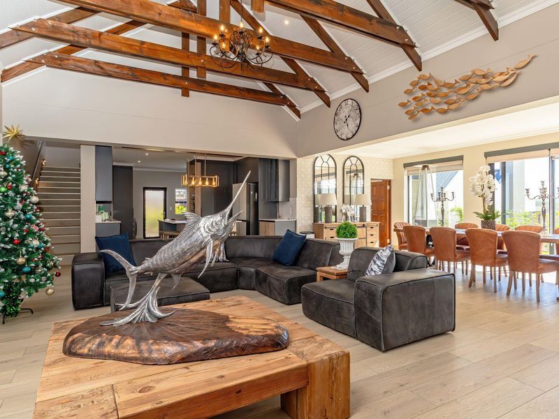 Unwind in style: Renosterbos Estate awaits - Photo 4