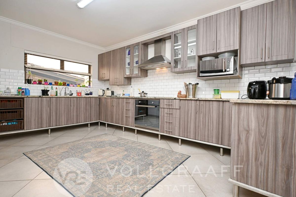 Neat Corner Home with Bachelor Unit For Sale in Extension 22, Swakopmund - Photo 3