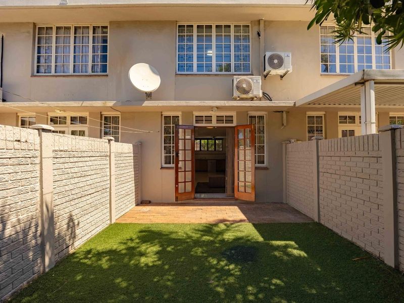 Modern 2-bedroom duplex in Windermere offering comfort, space, and a great lifestyle. - Photo 1