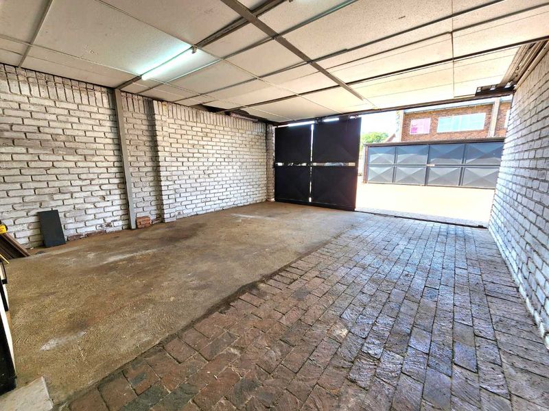 Income-Producing Property in a High-Demand Location - Photo 6