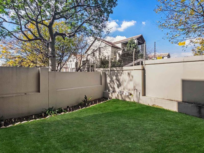 IDEAL LOCK-UP AND GO GROUND FLOOR UNIT IN SOUGHT AFTER TINZA LIFESTYLE ESTATE - Photo 7