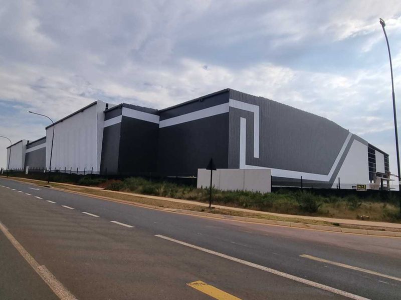 Site C | Logistics Warehouse To Let – 21,750m2 - Photo 8