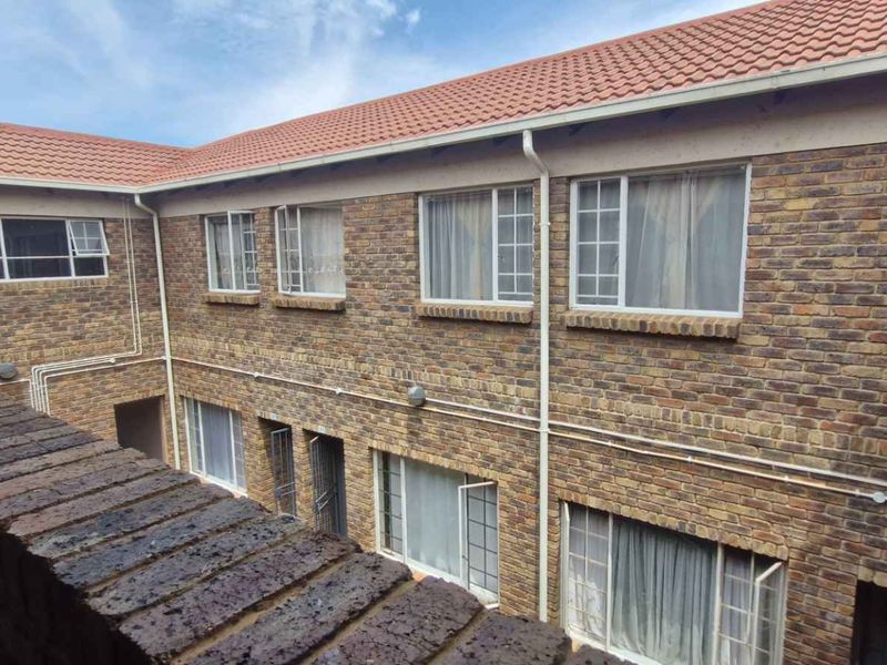 Ideal Bachelor Pad Close to UP Medical Campus - Photo 9