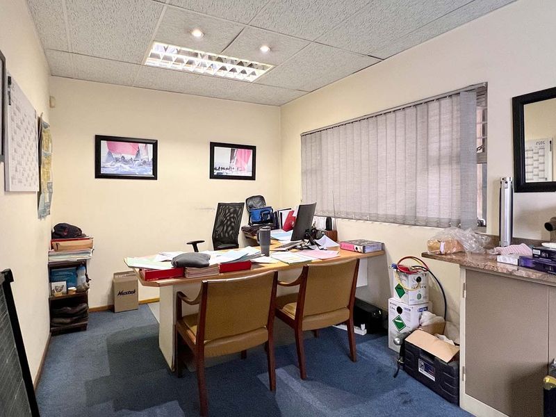 Warehouse / Factory / Offices For Sale – Redhill - Photo 8