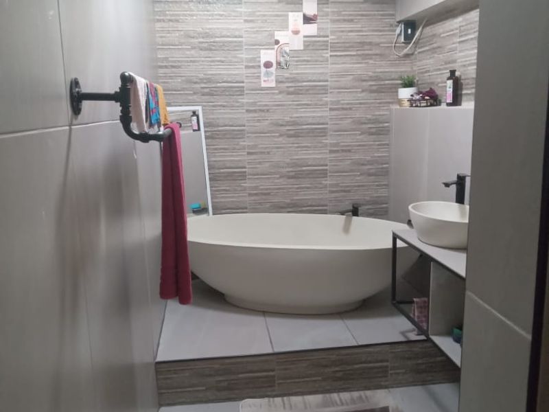 Kempton Park: 3-Bed Home with Solar / Prepaid & Separate Flatlet - Photo 5