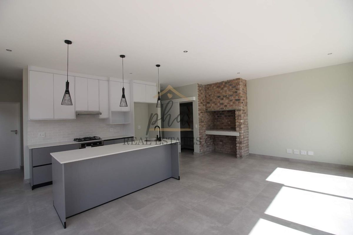 3 Bedroom townhouse for sale - Swakopmund (Kramersdorf) - Photo 2