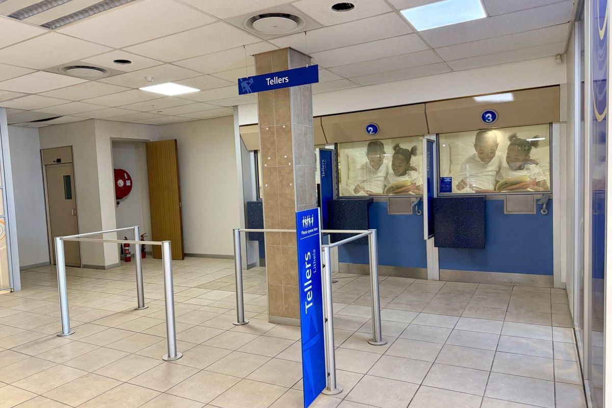 A Premium Retail Space - Photo 4