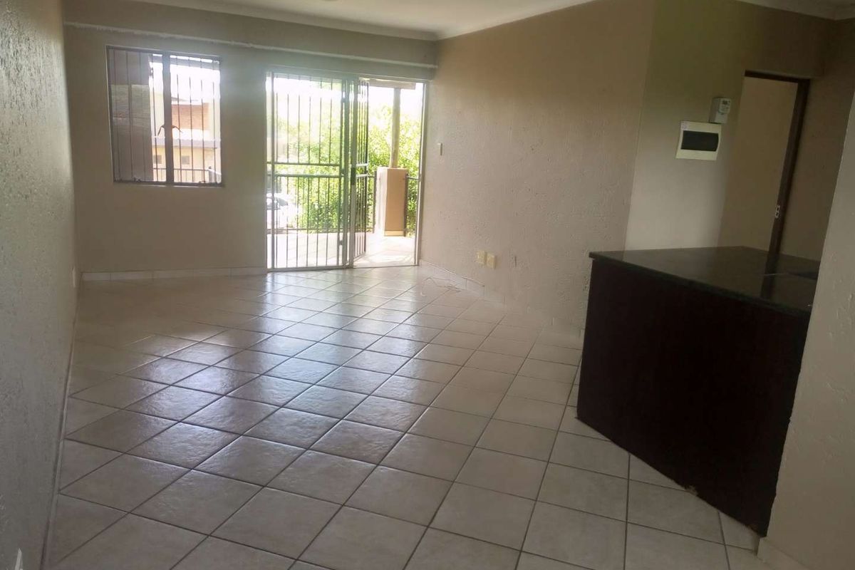 Stunning 2 bedroom 2 bathroom apartment is now for sale in Theresapark. - Photo 3