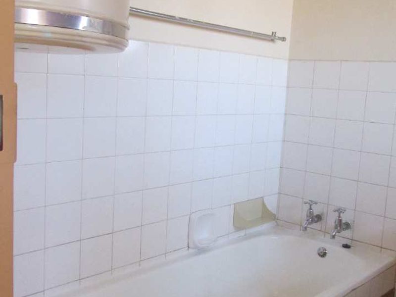 1.5 BEDROOM FLAT TO RENT IN GEZINA - Photo 10