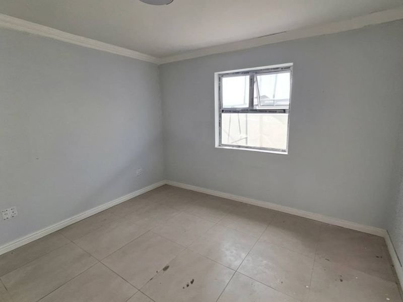 Modern 3-Bedroom Plot & Plan Home in Lampiesbaai – Brand-New Coastal Living - Photo 6
