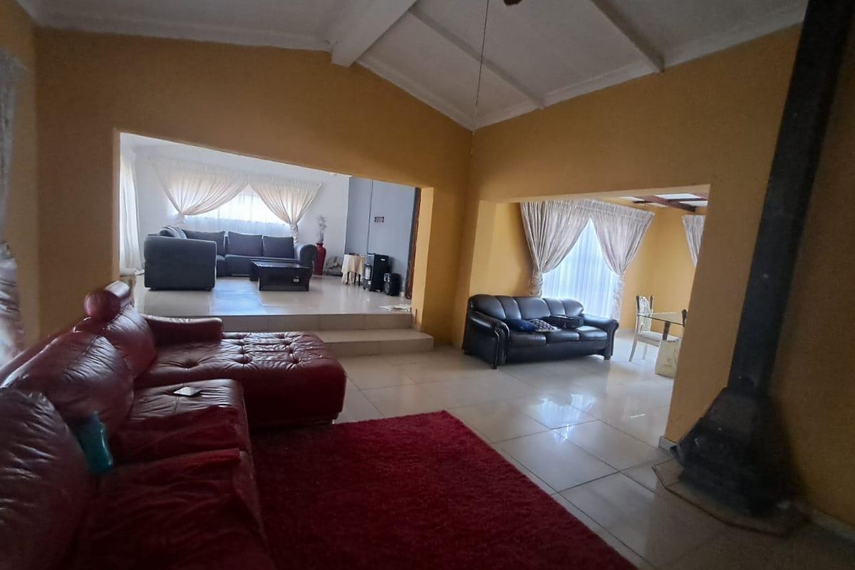 3 Bedroom For Sale In Estera Germiston - Photo 5