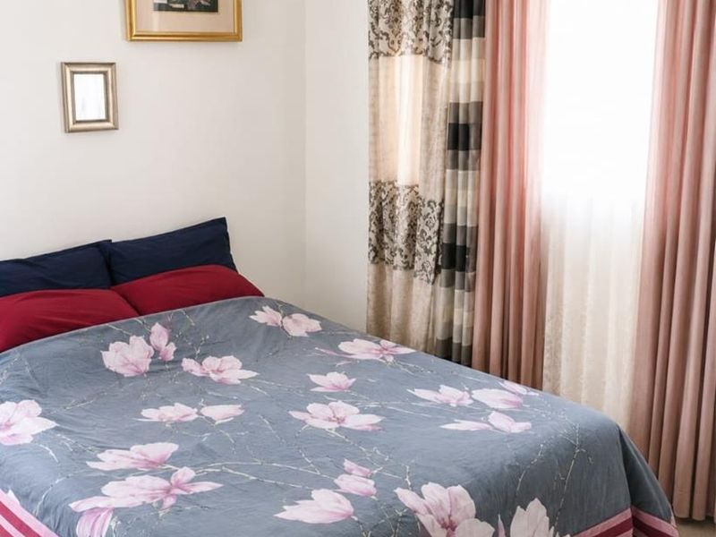 Chill with Peace of Mind & Comfort in This 3-Bed Townhouse by Primrose CBD - Photo 3