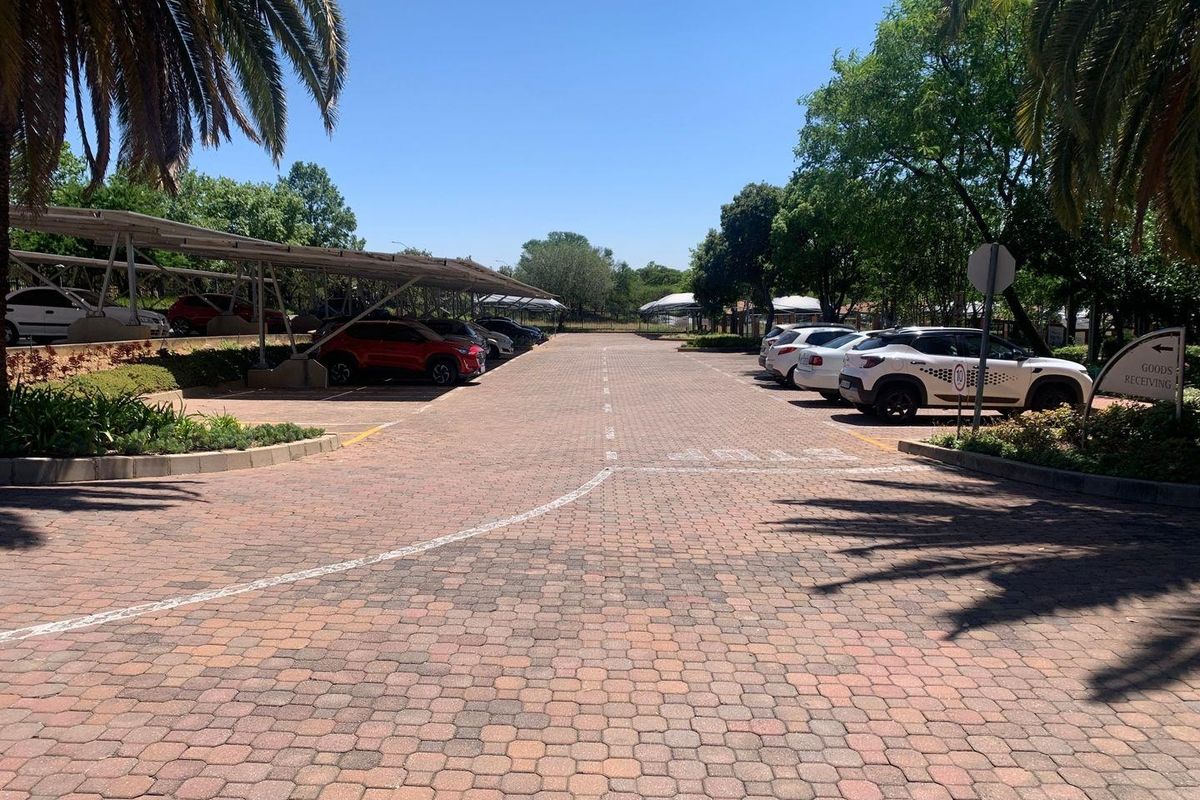 2 054m2 Woodmead Office To Let - Photo 3