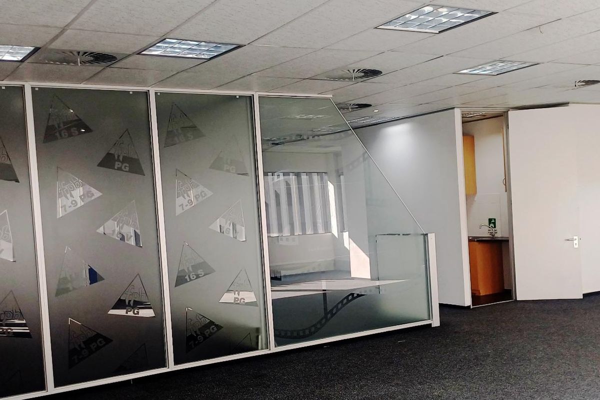 Office Space available - Photo 4