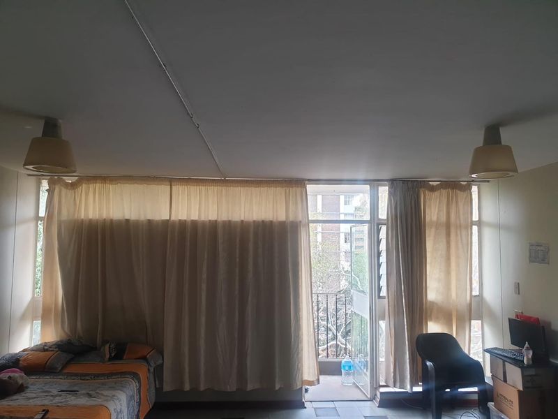 **Perfect Apartment for Young Professionals** - Photo 4