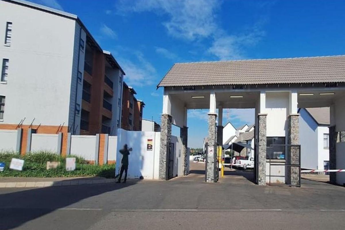 Priced to sell property - Photo 3