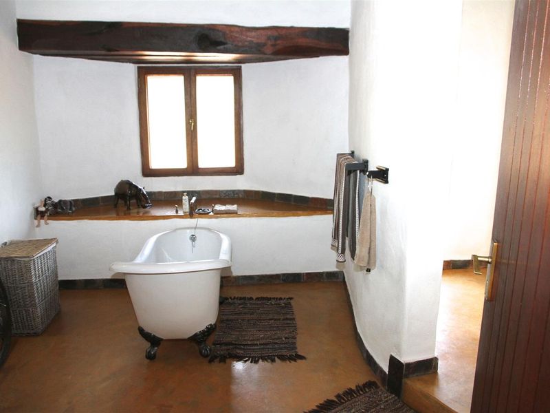 You’ve arrived to the peace and tranquility of the African bush! - Photo 8