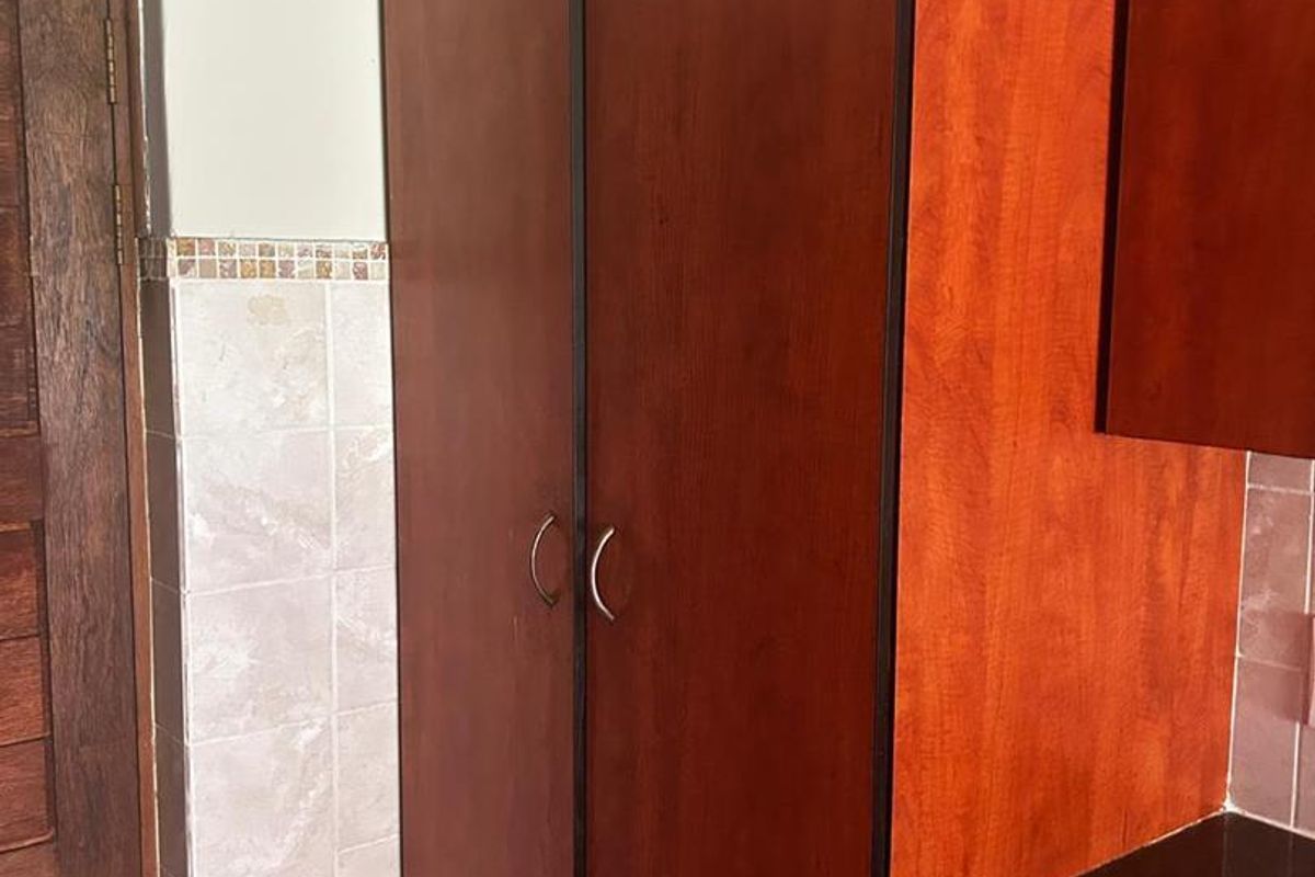 **Charming 2-Bedroom Apartment for Sale in 21 Zambezi Estates** - Photo 3