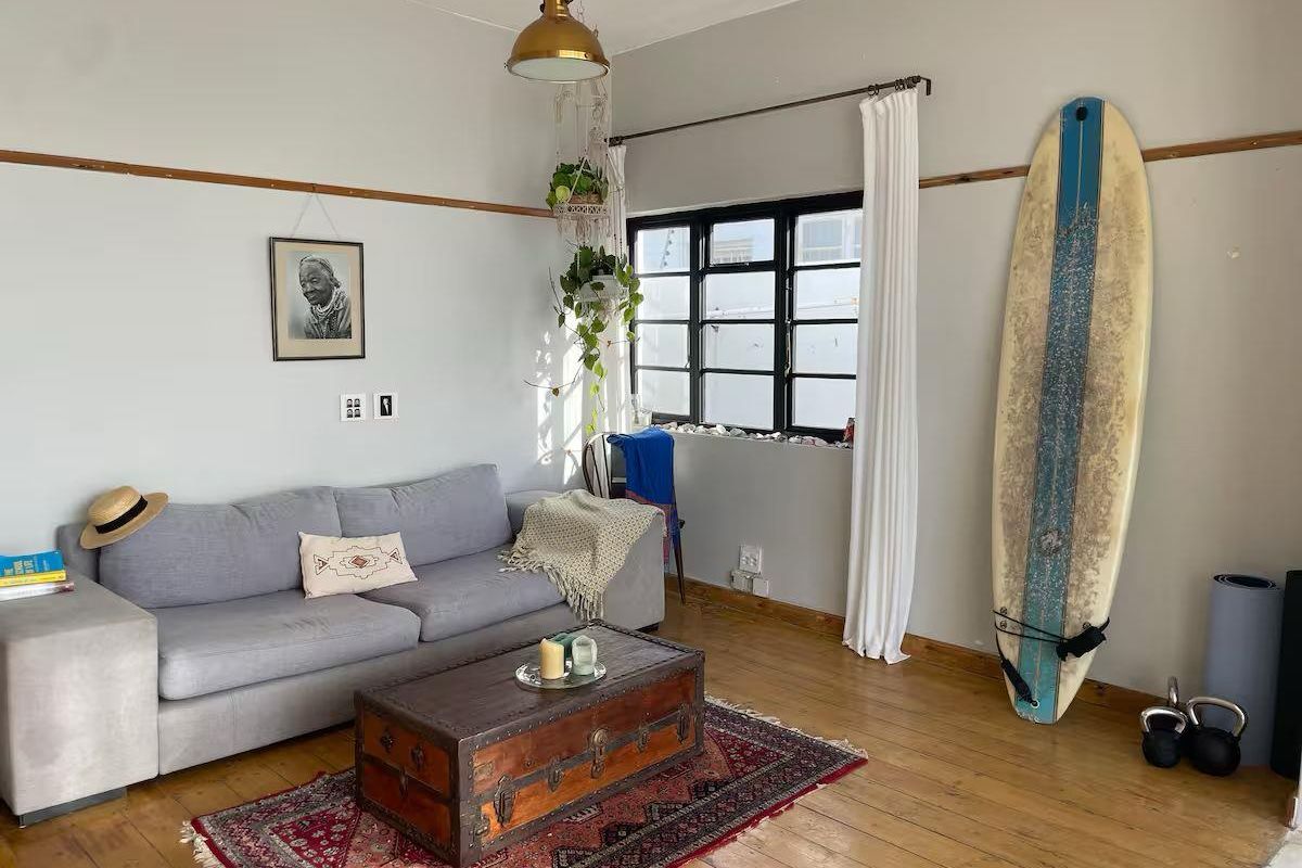 Enjoy Beachside Living in This Spacious 3-Bed Rental - Photo 5