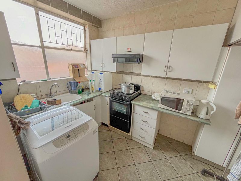 2 Bedroom Apartment / Flat for Sale in La Montagne - Photo 4