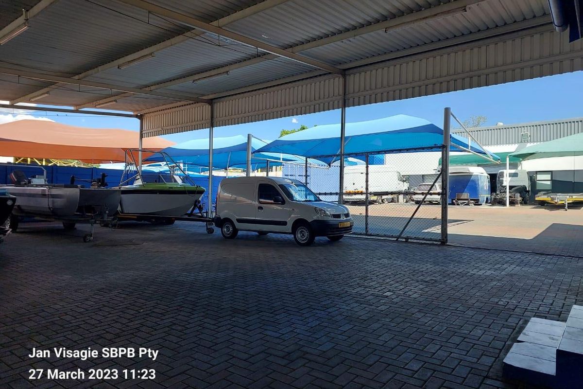 FOR SALE - Prime Location next to Hosea Kutako Drive - Photo 4