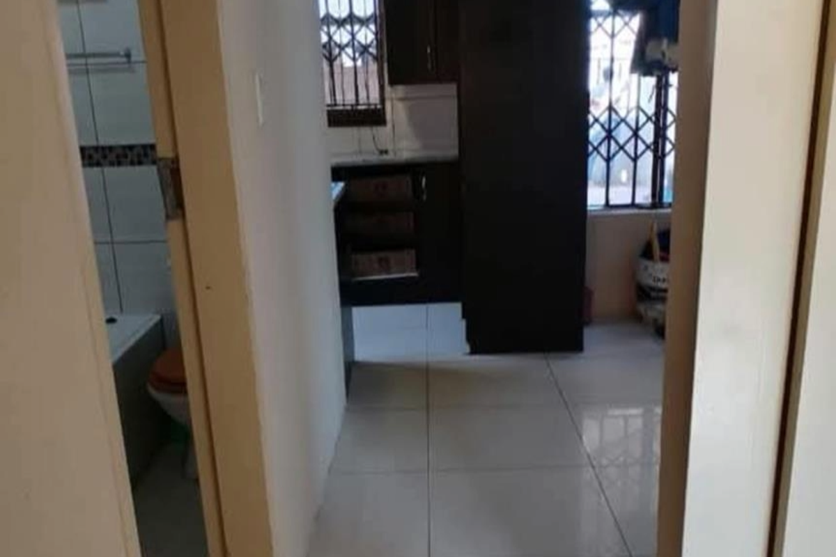 2 bedrooms house to rent in Soshanguve VV - Photo 4