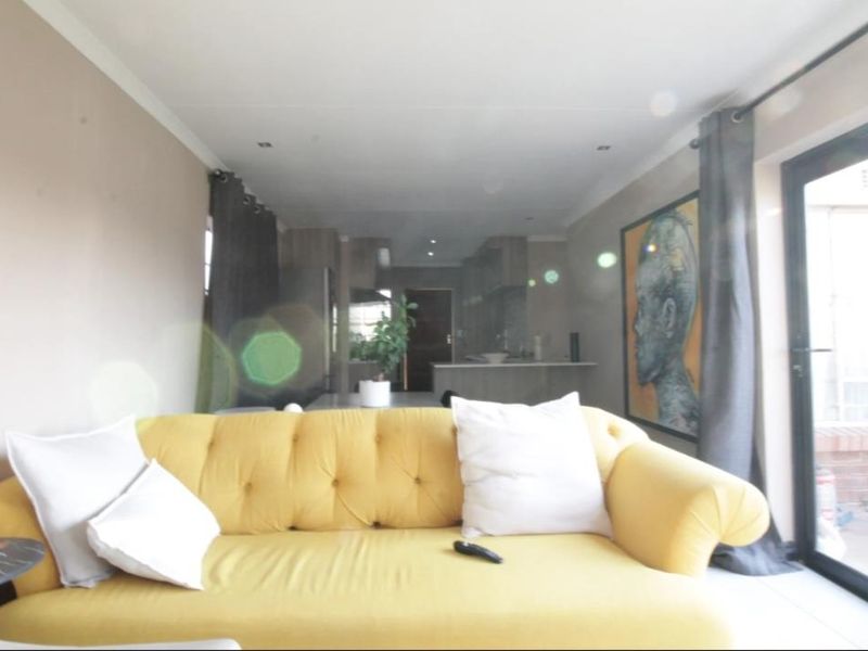 3 Bedroom house for sale in Clayville, Midrand Village Estate - Photo 3