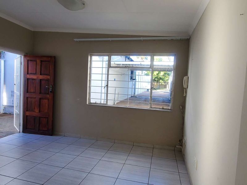 Move-In ready Gem in a quiet, sought-after area  To Let - Photo 7
