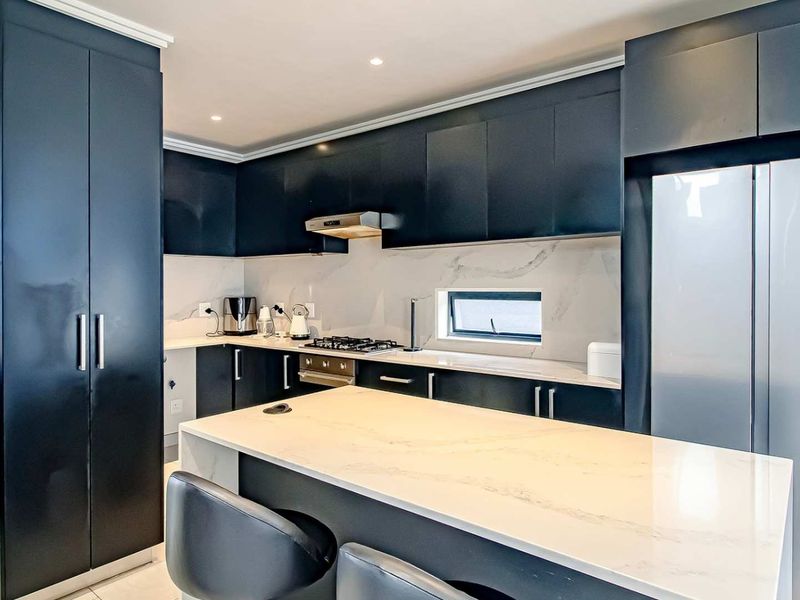 Modern, Secure Cluster Living in Bryanston East – Prime Location Near Riverside - Photo 3