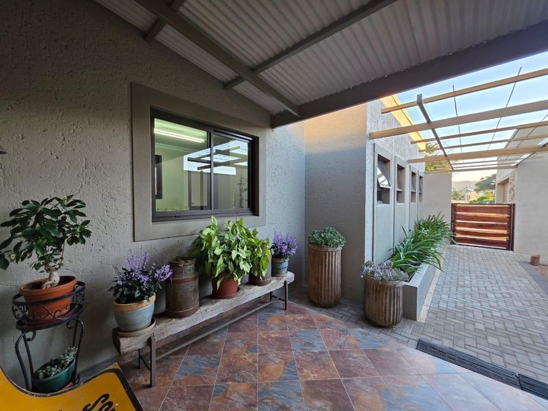 3 Bed Estate Home | Views, Finishes, Functionality on Omeya. - Photo 4