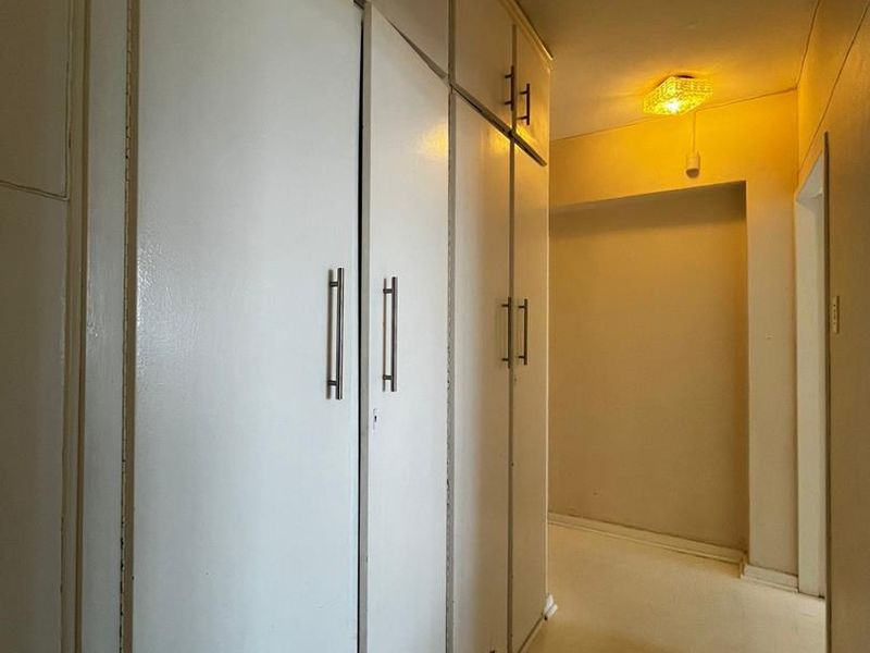 Multi-Room Apartment 3 or 4 Bedroom - Photo 7