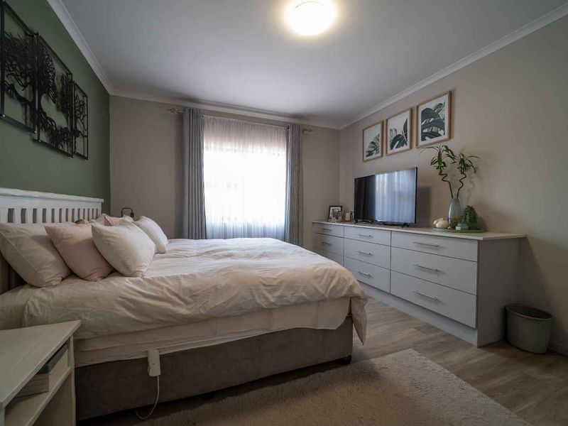 Family Lifestyle & Value Appeal (Rynfield, Benoni) - NO TRANSFER DUTY! - Photo 6