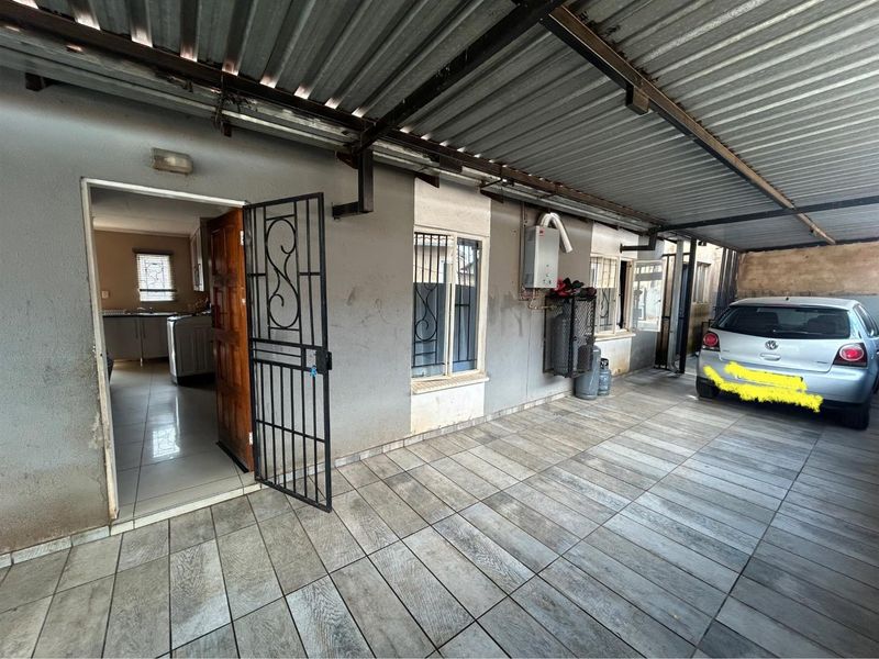 4 Bedroom Family House in Rosslyn Gardens - Photo 5