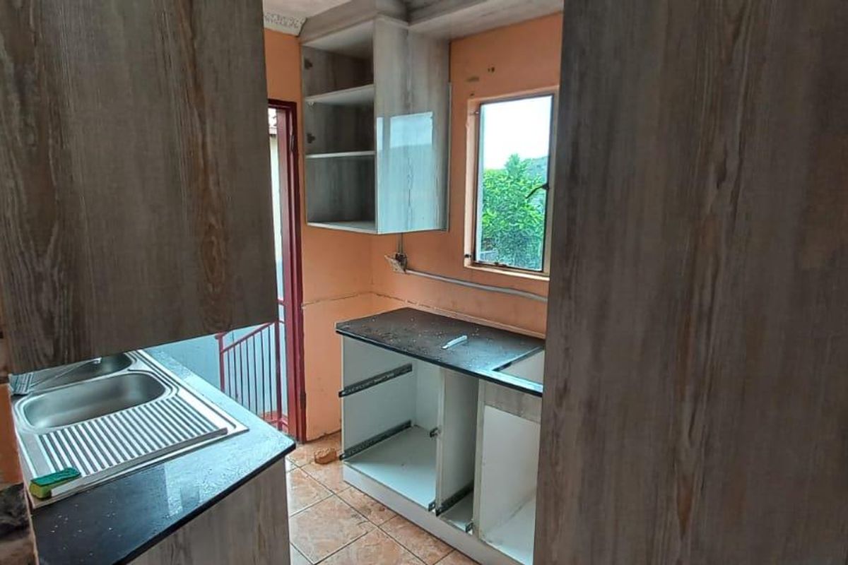 Gem valley house for sale - Photo 5