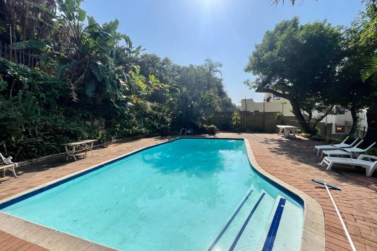 Hendra Estates - Exquisite Pet friendly 3 Bedroom Townhouse for Sale!! - Photo 2