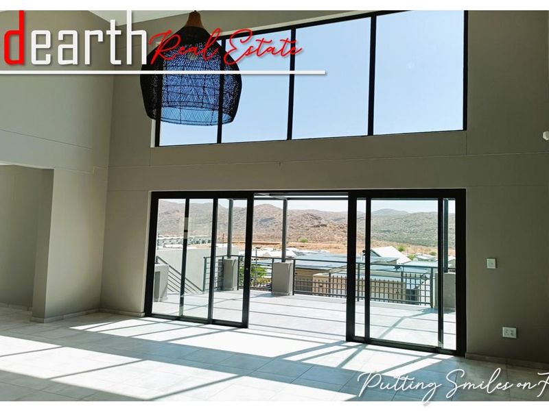 “Elite Family Excellence With Soaring Views” - Photo 9